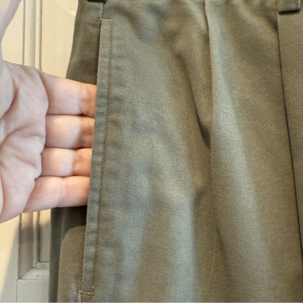 Tommy Hilfiger Dress Pants Offset Buttons Straight Leg Khaki Green Size 34 x‎ 31 - Picture 3 of 8